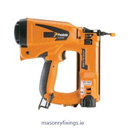 IM50 F18 Fine Finish Brad Gas Nailer (complete with battery, battery charger, safety glasses and carry case)